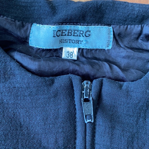 ICEBERG History vintage Looney Tunas Pepe Le Pew zip vest top 38 XXS - Picture 6 of 8